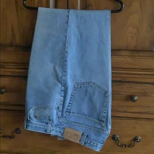 Men’s Eddie Bauer jeans 35x34-excellent condition